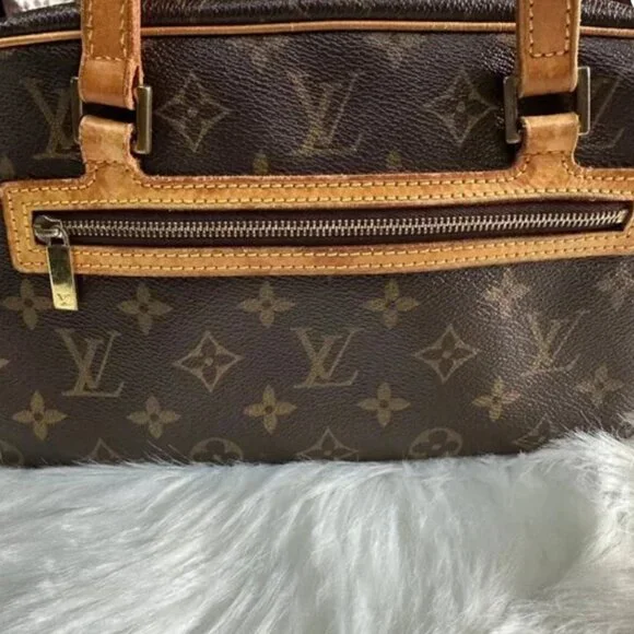 Louis Vuitton Monogram Cite MM Shoulder Bag With COA and Dusty - Picture 9 of 15